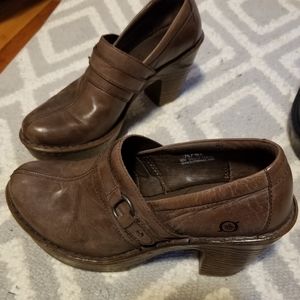 Born leather slip on shoes